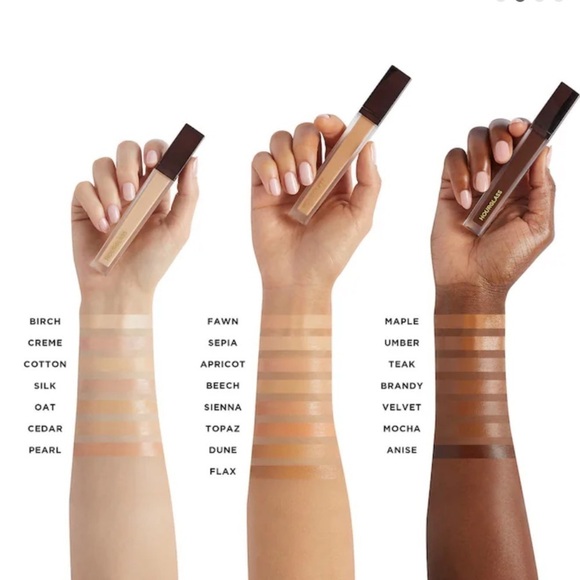 Hourglass Vanish™ Airbrush Concealer in shade Beach - Picture 2 of 5